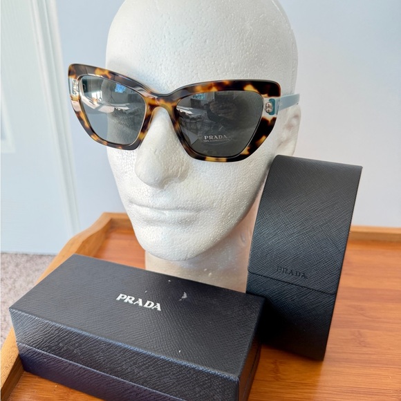 Prada Catwalk Sunglasses PR 08VS 4726Q0 Havana Turquoise Cheetah 55mm Luxury‎ main image 5
